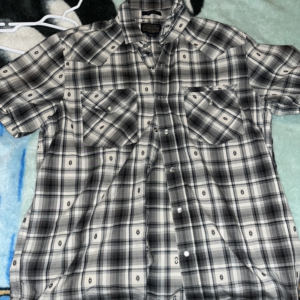 Men’s Size Large Pendleton Button Down - image 2